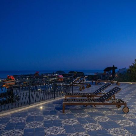 Bed and Breakfast Gli Archi Sul Mare Gaeta Exterior foto