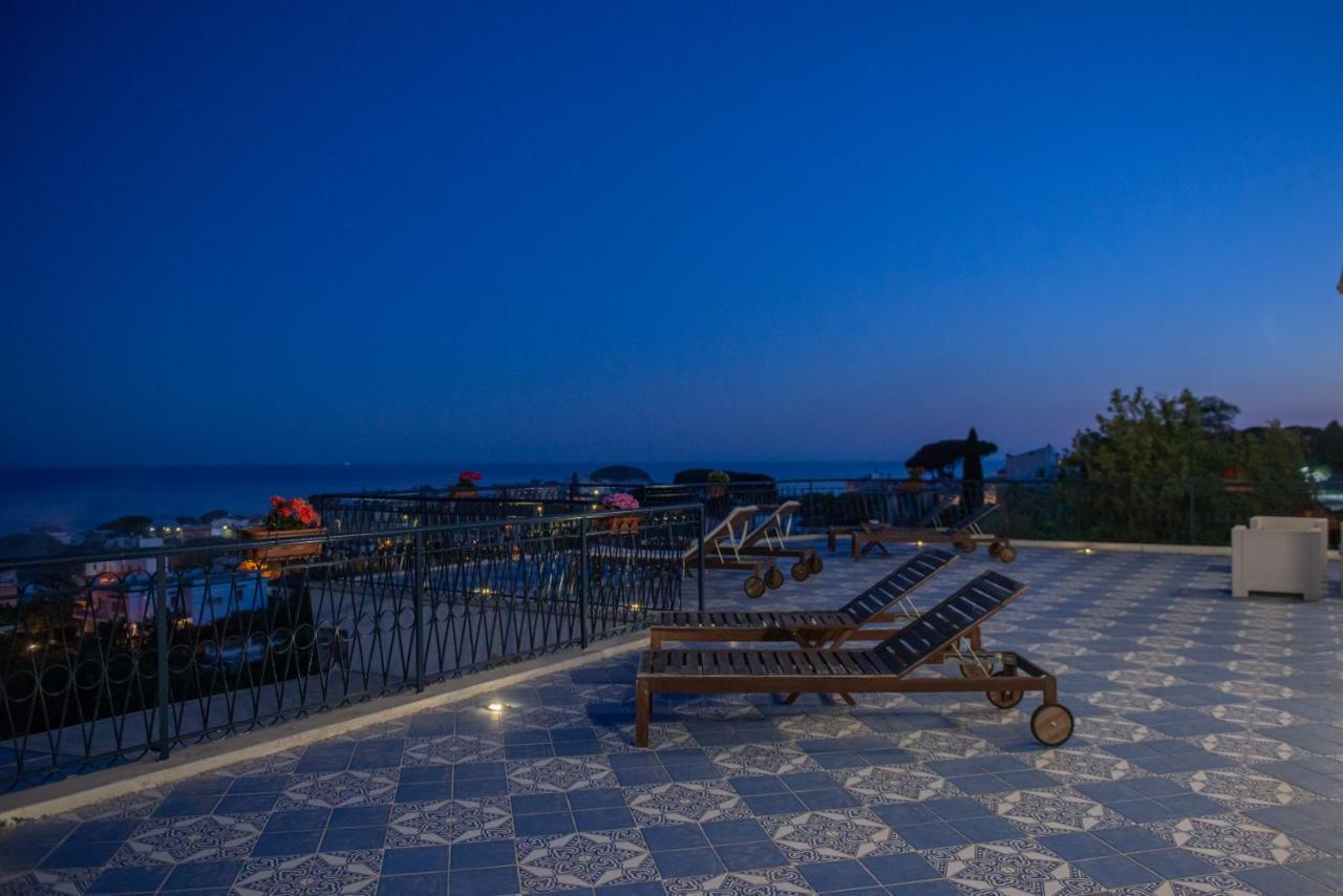 Bed and Breakfast Gli Archi Sul Mare Gaeta Exterior foto